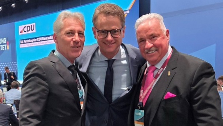 Frank Woday (MIT Schweiz)-Carsten Linnemann (CDU)-Klaus Goder (MIT Schweiz)