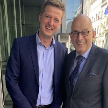 Größeres Bild ansehen